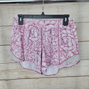 Lululemon Hotty Hot Short II Long 4"Floral Bloom White Star Ruby White Size 10